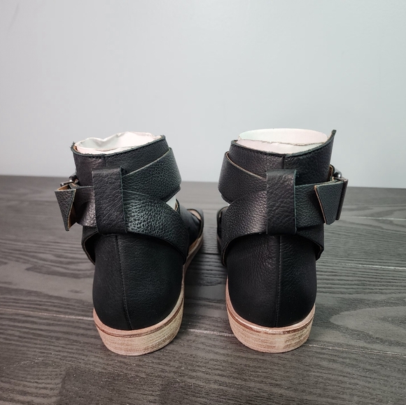 FREE PEOPLE Vale Boot Sandals Black - Picture 8 of 14